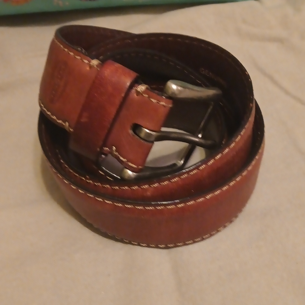 Fossil Brown Leather Belt Bag with Contrast Stitching